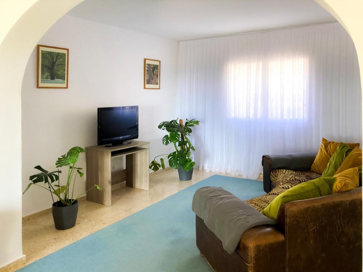 Chalet situado en una zona muy tranquila de Calpe Exterior foto